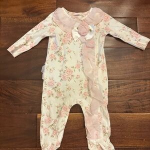 Edgehill Collection Floral Footie